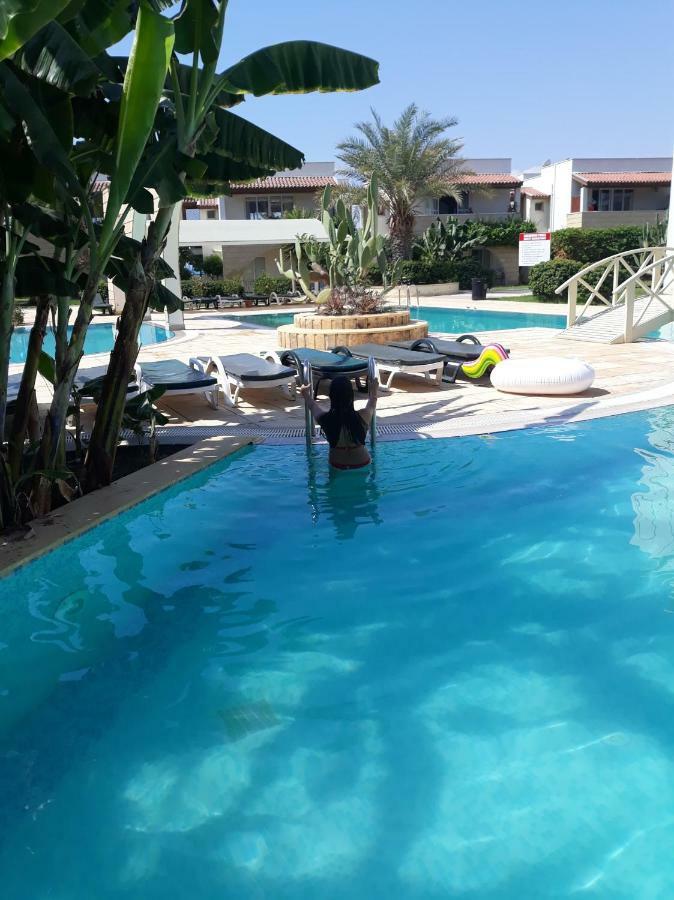 Sunrise Beach Club Gastria Esterno foto
